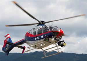 Die Besatzung des Polizei-Hubschraubers der Flugeinsatzstelle Graz der Flugpolizei unterstützte bei der Rettung eines 83-jährigen Vermissten.