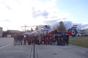 Die Studierenden der Baden-Württemberger Hochschule für Polizei bei ihrem Besuch bei der Flugpolizei in Wien-Meidling.